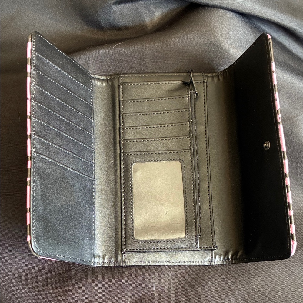 Ed Hardy Pink Zebra Rose & Flaming Heart Continental Wallet - Picture 3 of 4